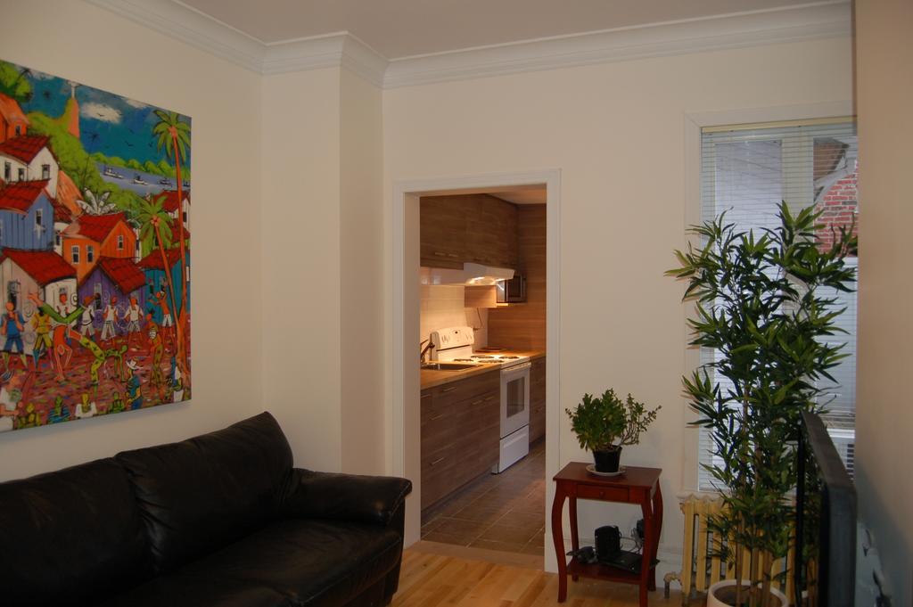 Le Chasseur Bed & Breakfast Montreal Bilik gambar