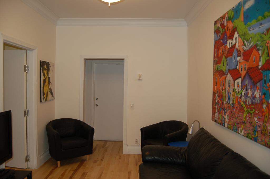 Le Chasseur Bed & Breakfast Montreal Luaran gambar