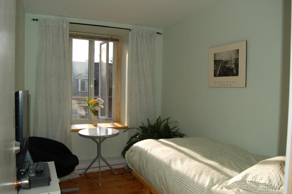 Le Chasseur Bed & Breakfast Montreal Bilik gambar
