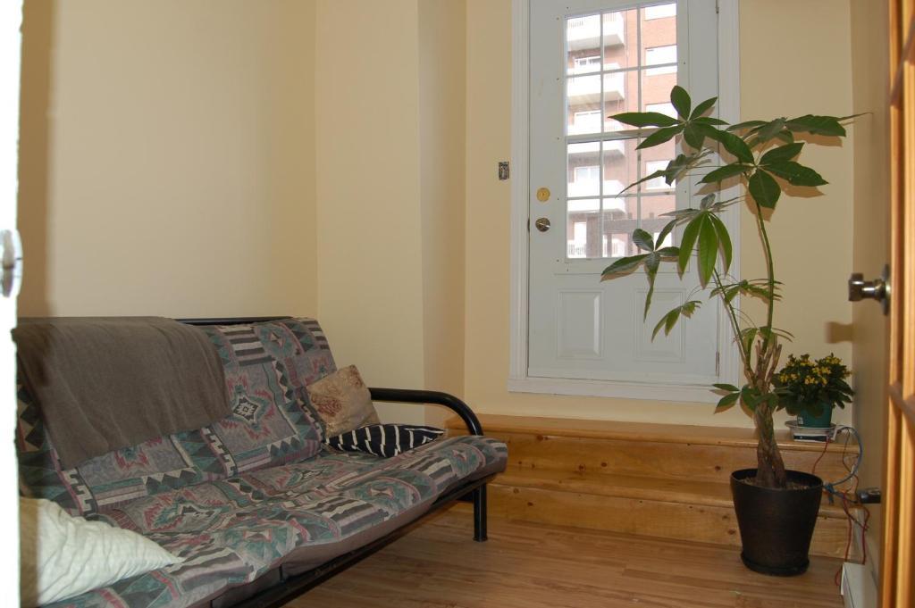 Le Chasseur Bed & Breakfast Montreal Luaran gambar