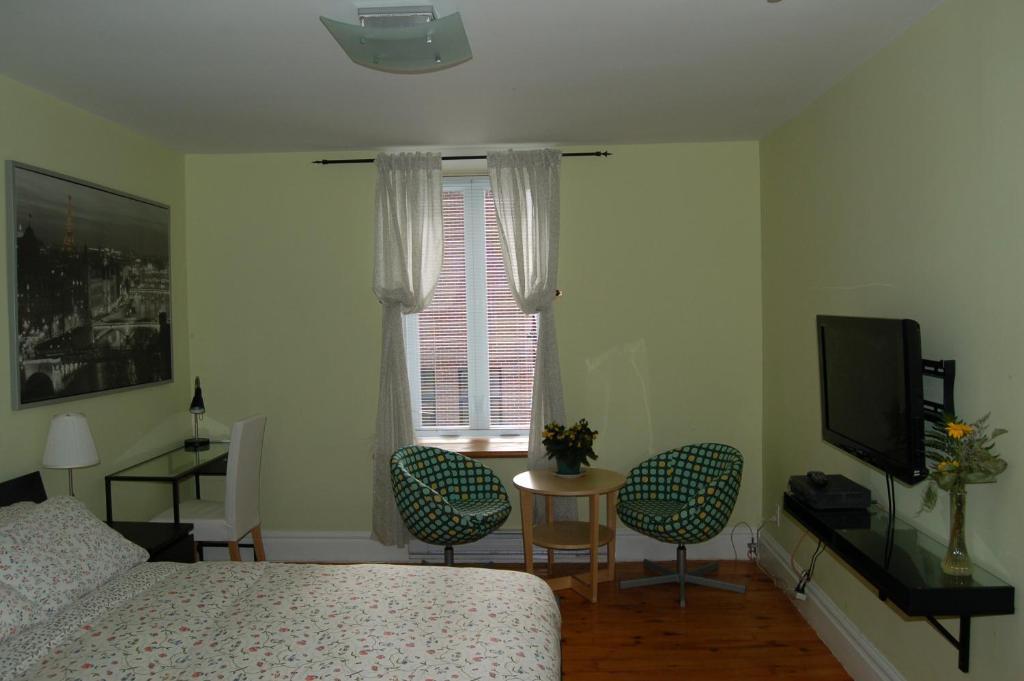 Le Chasseur Bed & Breakfast Montreal Bilik gambar